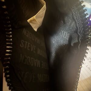 Steve Madden Black Textured Handbag